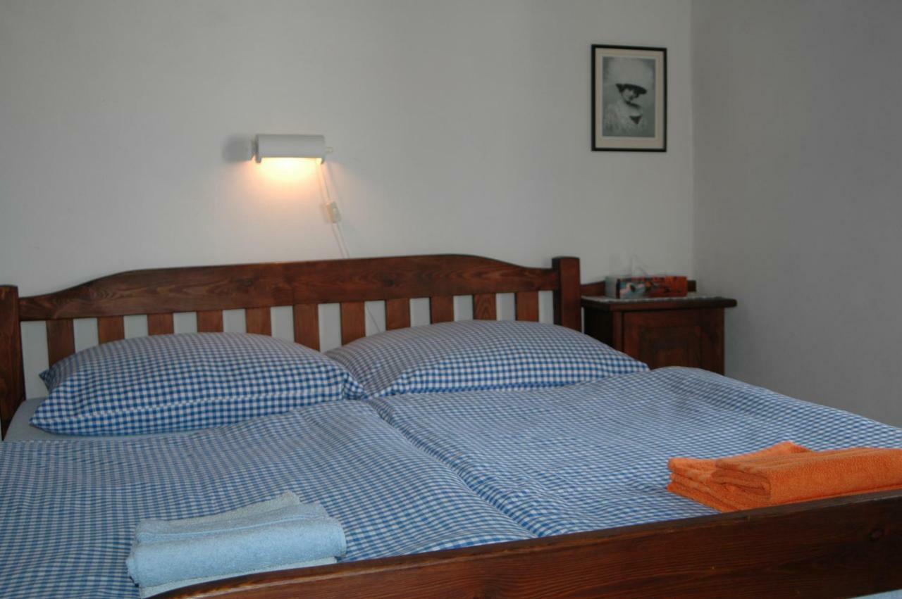 Pension Cervena Hotell Kasperske Hory Exteriör bild